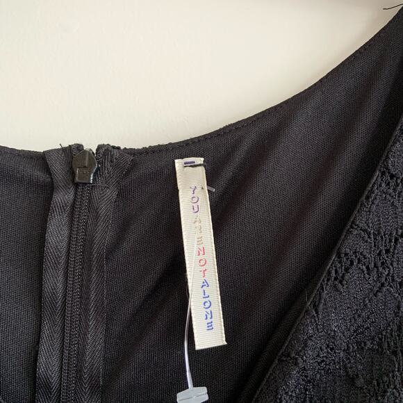 You Are Not Alone Medium Fit & Flare Sleeveless Lace Dress, Made in USA - Picture 8 of 9